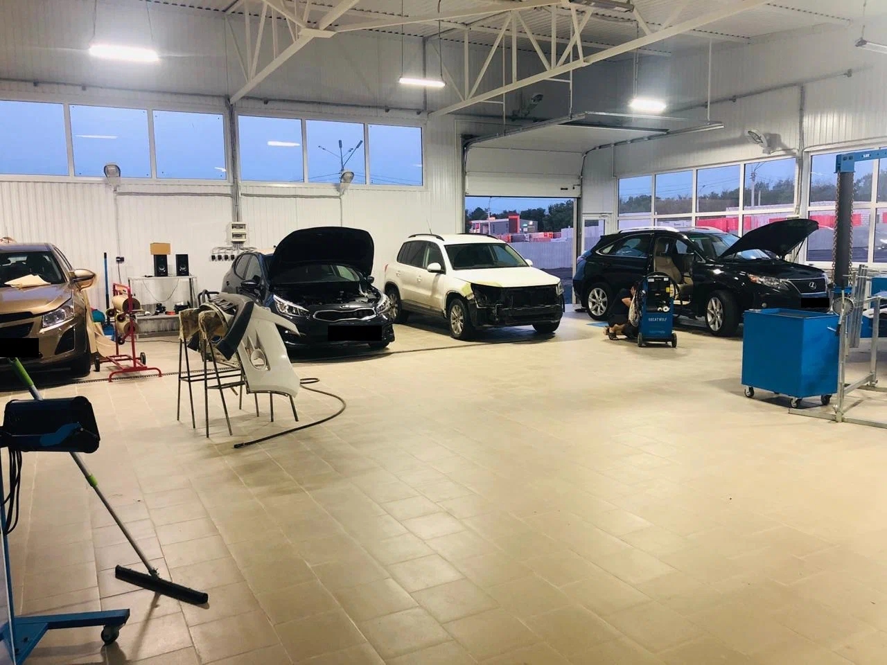 Ремонтная зона автосервиса Prime Motors